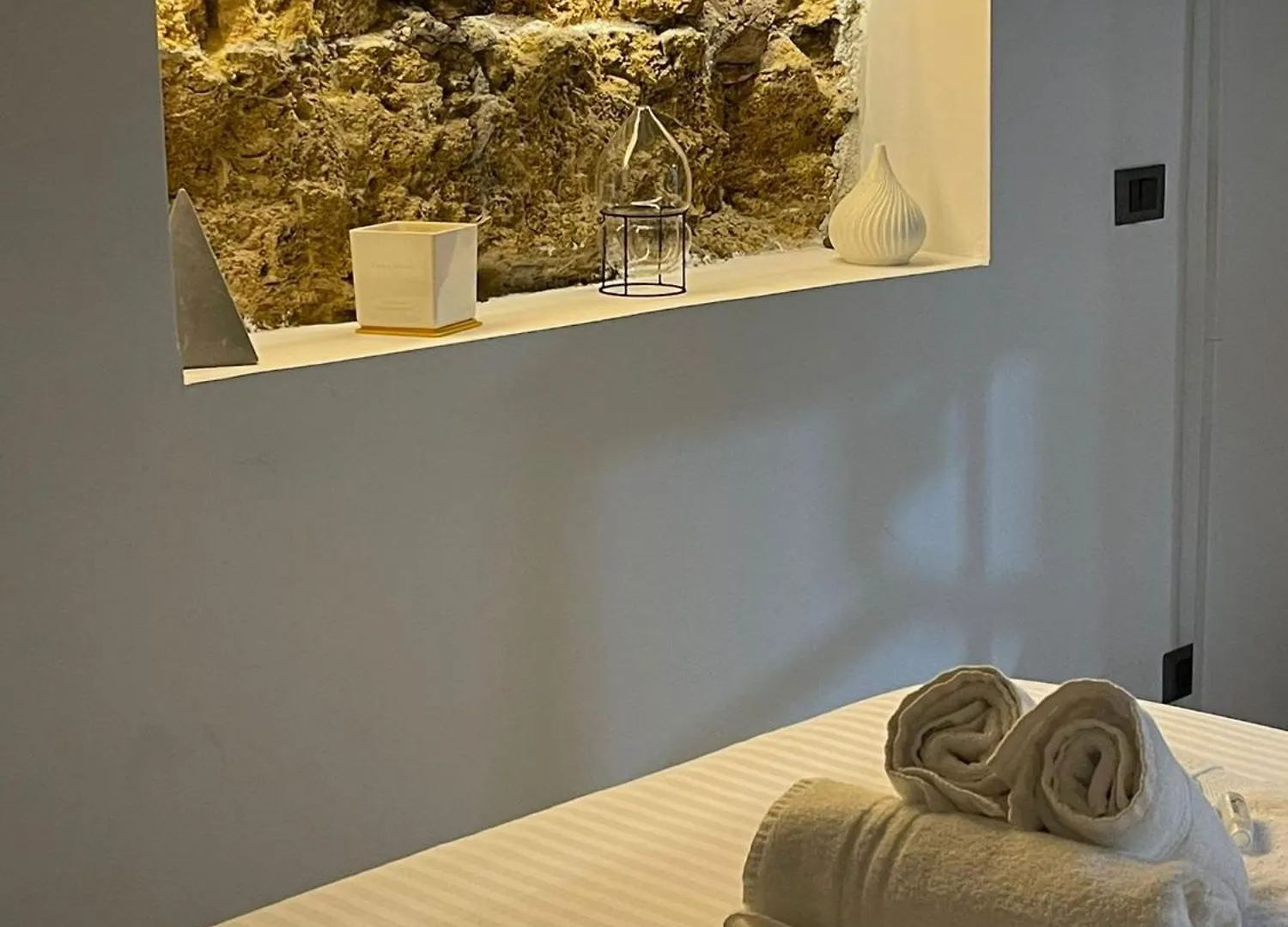 Stationsuite N5 Spa Privata Idromassaggio & Wifi Zona Centrale Vicino Alla Stazione Palermo