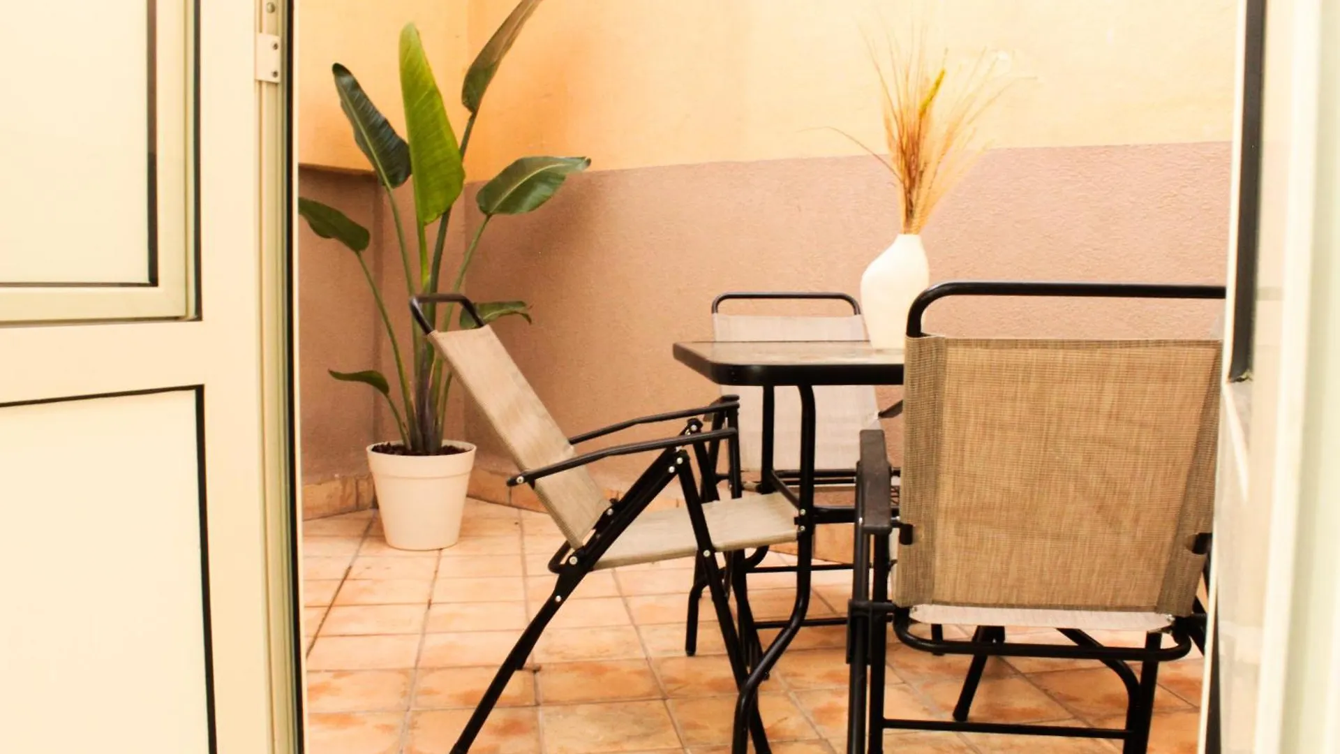 Stationsuite N5 Spa Privata Idromassaggio & Wifi Zona Centrale Vicino Alla Stazione Palermo 0*,  Italia