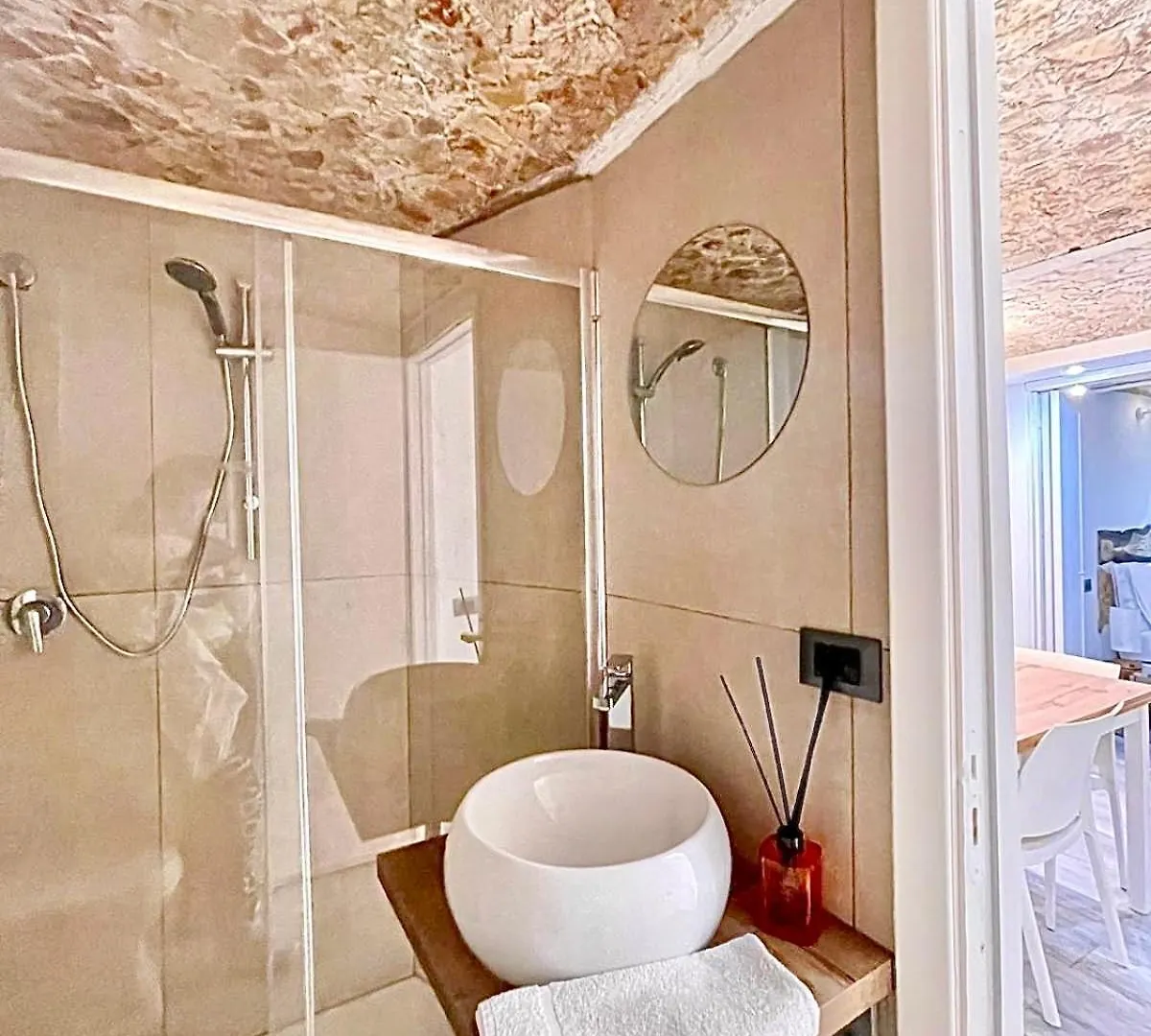 Appartamento Stationsuite N5 Spa Privata Idromassaggio & Wifi Zona Centrale Vicino Alla Stazione Palermo Italia